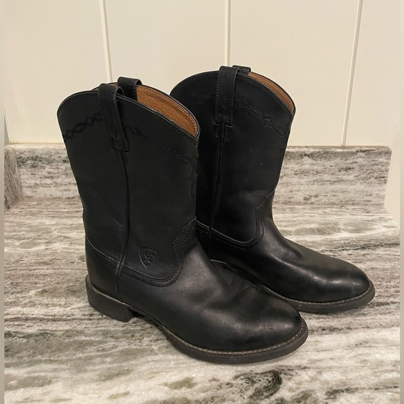 Ariat Black Boots Western Womens Size 5.5 - Picture 1 of 7